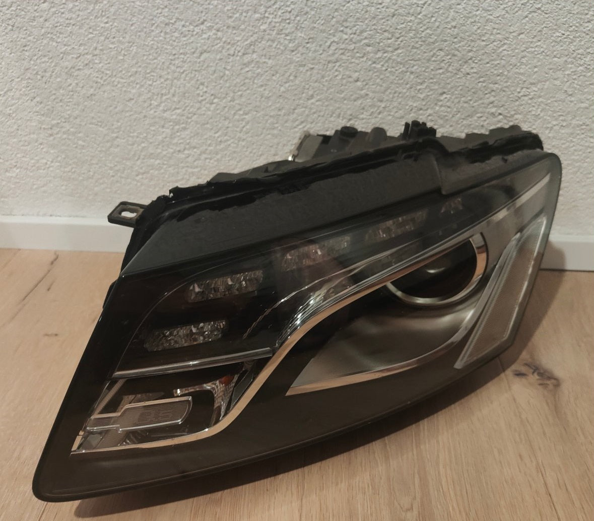 Audi Q5 8R Daytime Running Light Repair Xenon